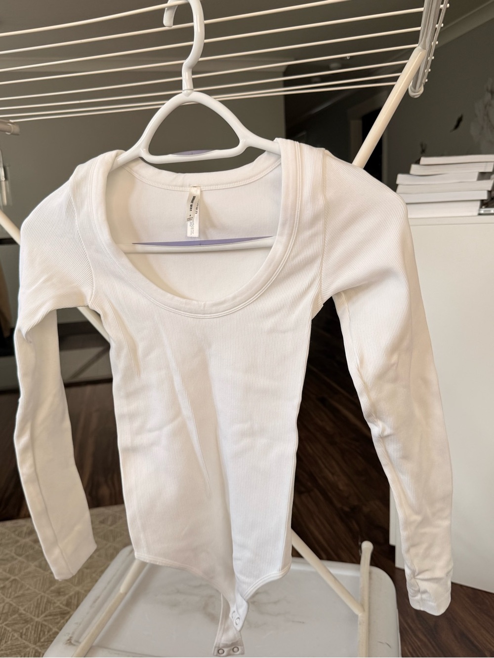 Sunday Best White Ribbed Scoop-Neck Long-Sleeve Bodysuit
